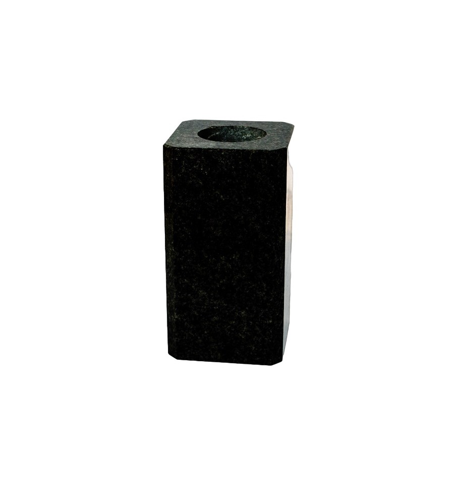 wazon granitowy kwadrat szwed